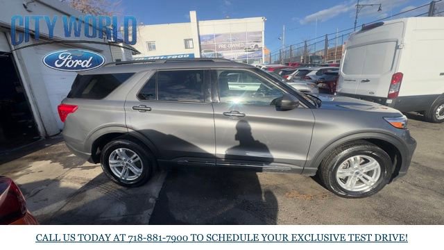 Used 2023 Ford Explorer XLT w/ Equipment Group 202A image 6