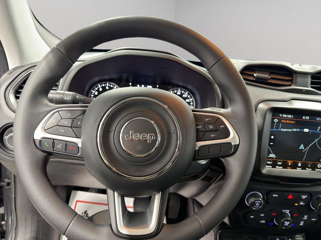 Used 2023 Jeep Renegade Latitude image 35