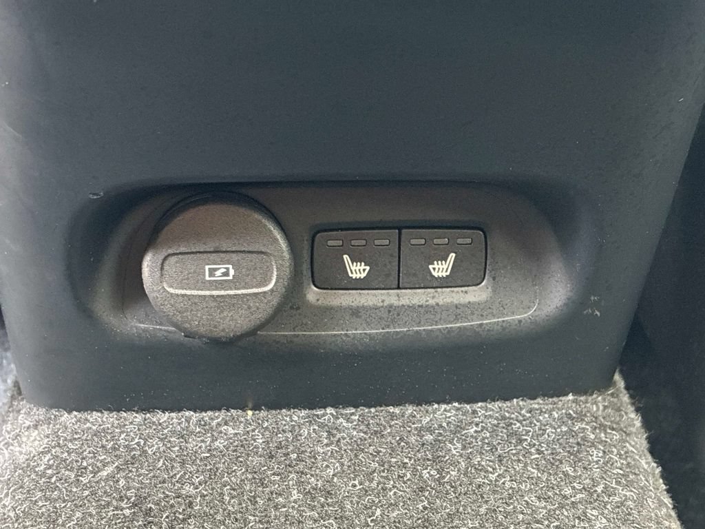 Used 2023 Volvo C40 P8 Recharge Plus w/ Climate Package AWD/4WD image 24