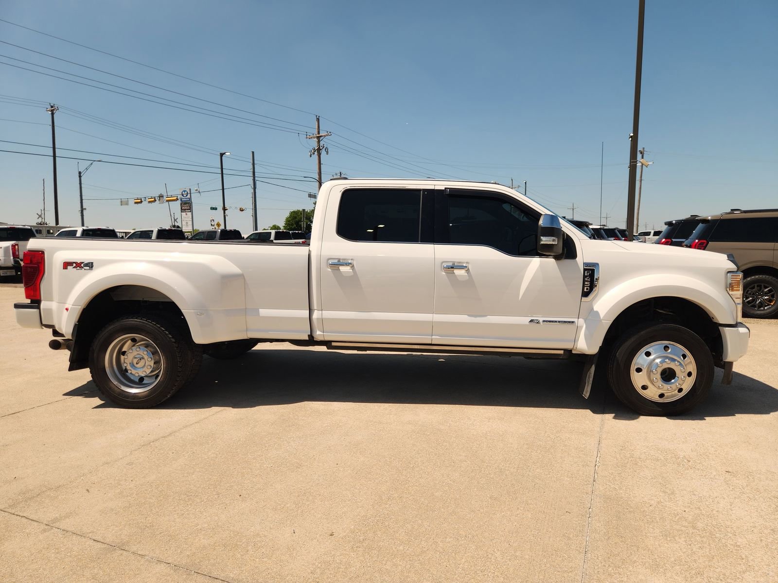 Used 2020 Ford F450 Platinum w/ FX4 Off-Road Package AWD/4WD image 7