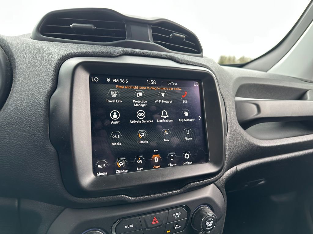 Certified 2023 Jeep Renegade Latitude AWD/4WD image 23