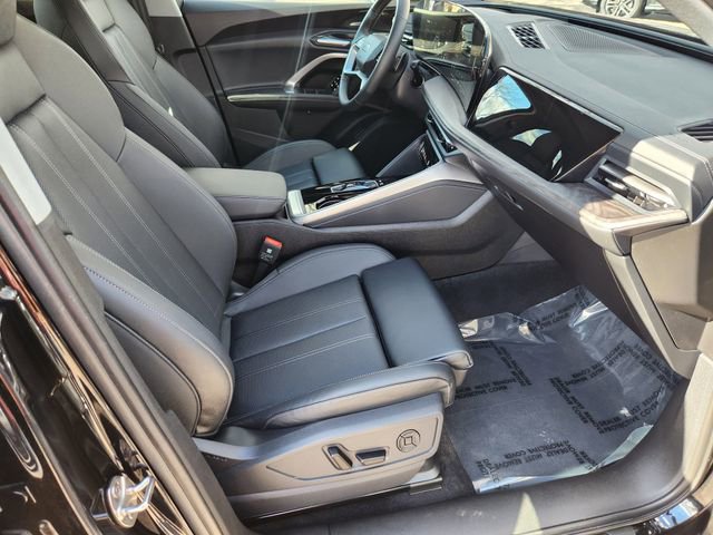 Used 2025 Audi Q5 Premium Plus w/ Premium Plus image 12