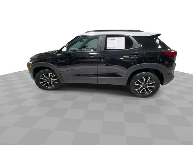 Certified 2024 Chevrolet TrailBlazer ACTIV w/ Convenience Package FWD image 2