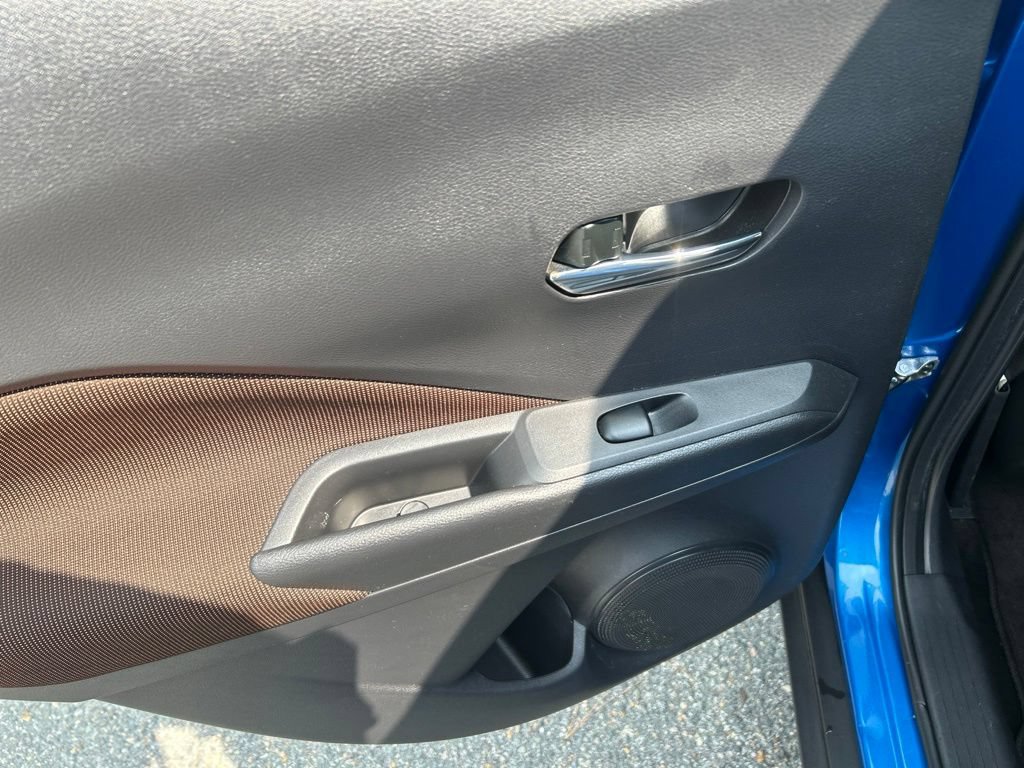 Used 2024 Nissan Kicks SR FWD image 26