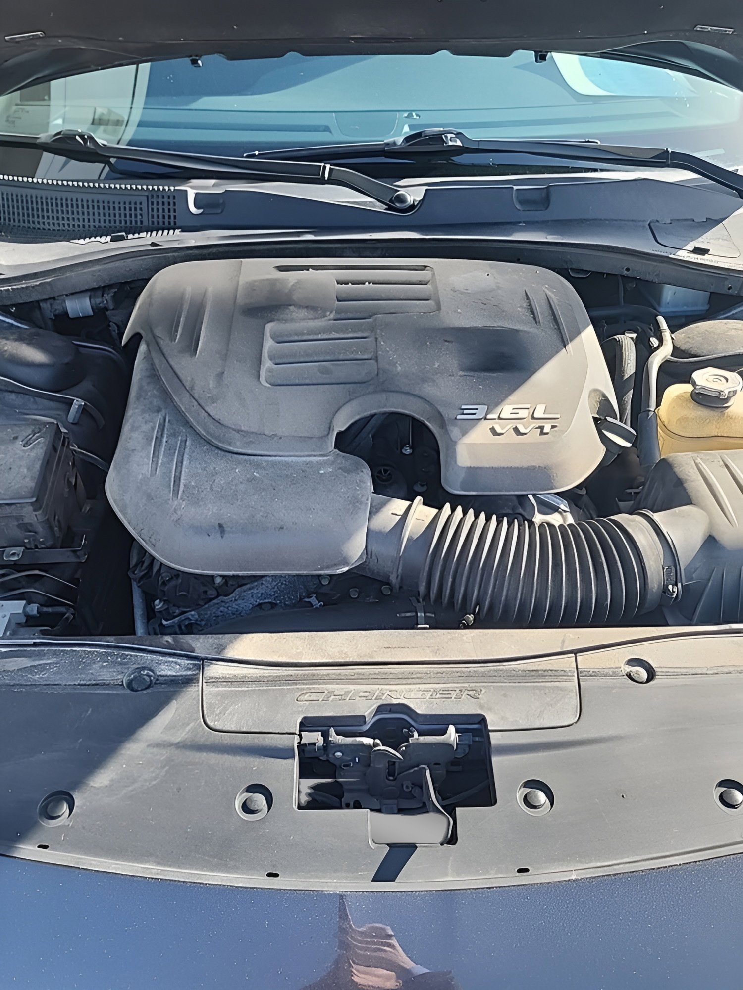 Used 2017 Dodge Charger SXT image 25