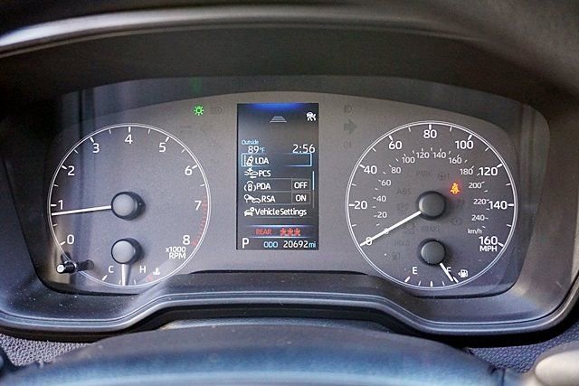 Used 2025 Toyota Corolla LE image 30