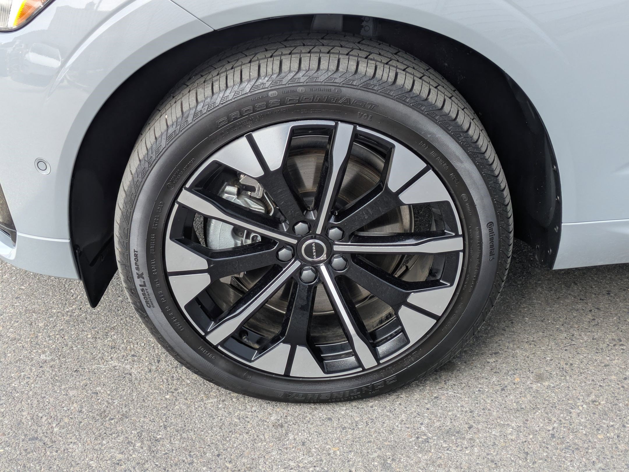 Used 2026 Volvo XC60 T8 Ultra image 11