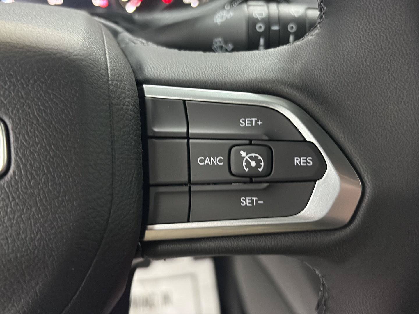 New 2026 Jeep Compass Latitude AWD/4WD image 10