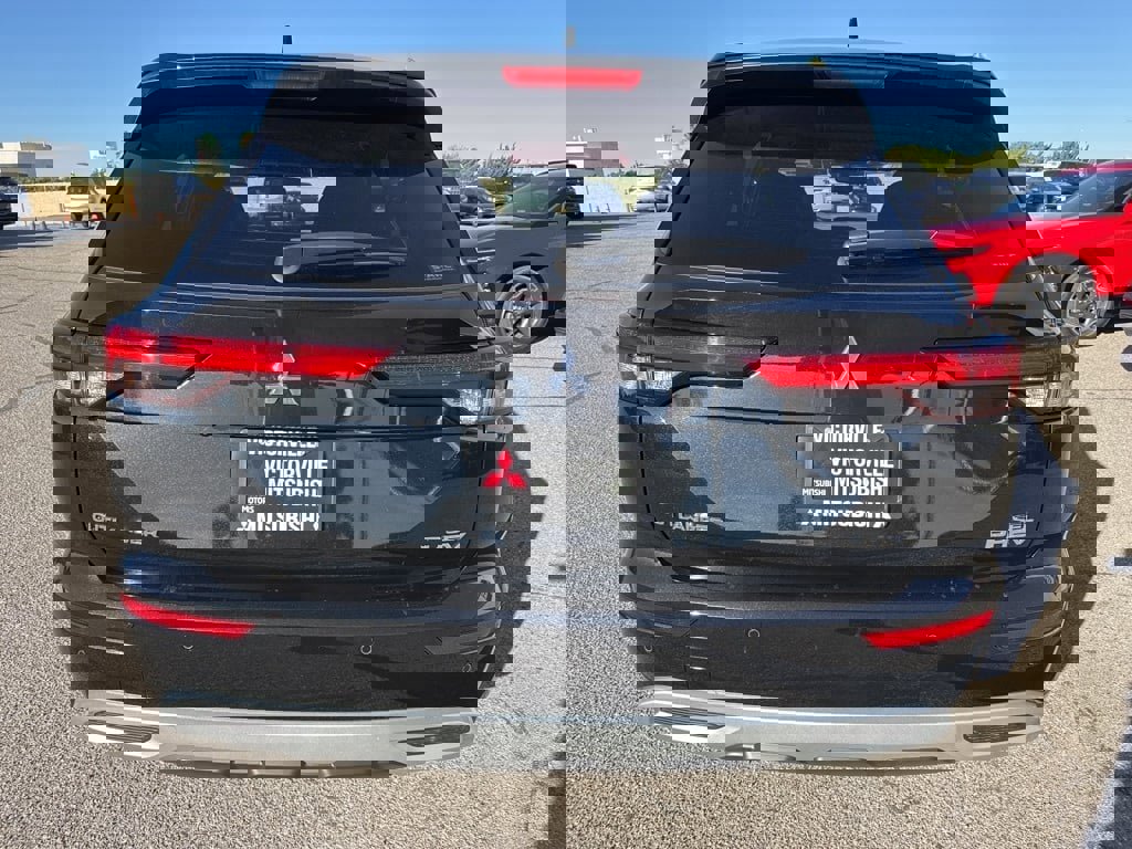 New 2025 Mitsubishi Outlander SEL image 6