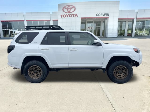 Used 2018 Toyota 4Runner SR5 Premium AWD/4WD image 6