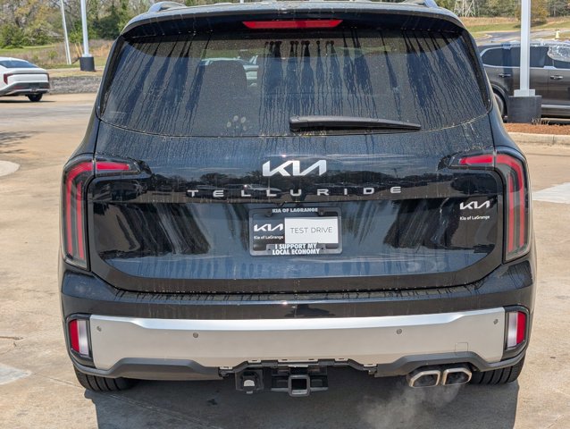 Used 2024 Kia Telluride EX w/ EX Captain's Chair Package image 8