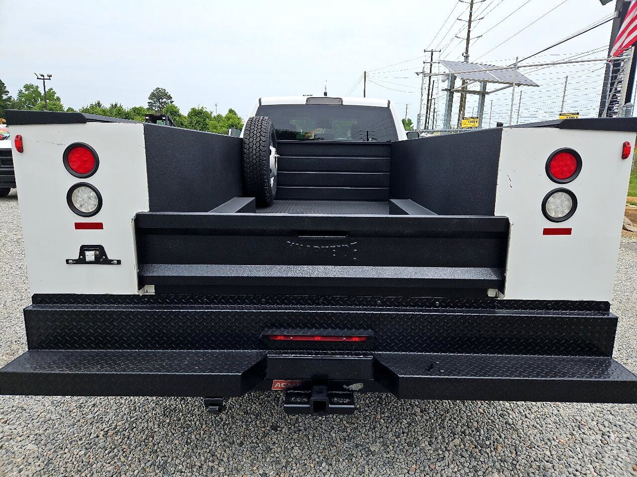 Used 2016 RAM 3500 Tradesman image 22