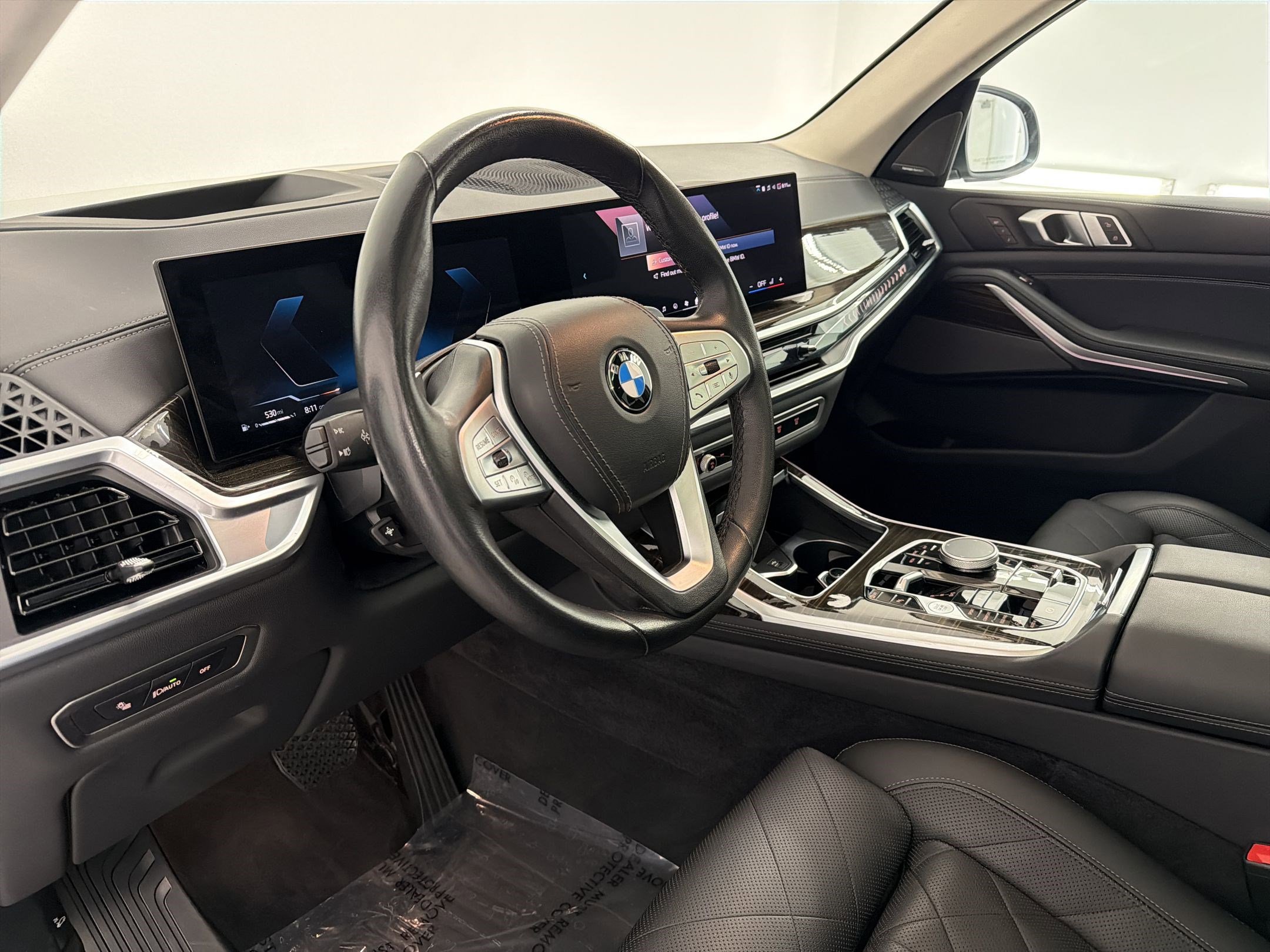 Used 2025 BMW X7 xDrive40i image 21