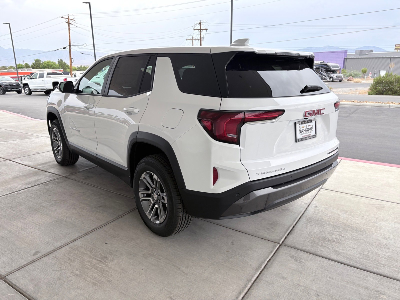 New 2026 GMC Terrain Elevation w/ LPO, Floor Liner Package image 5