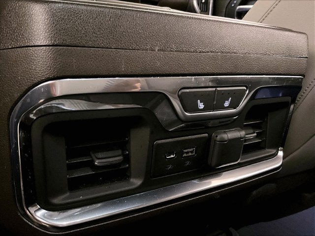 Used 2020 Chevrolet Silverado 1500 LTZ AWD/4WD image 32