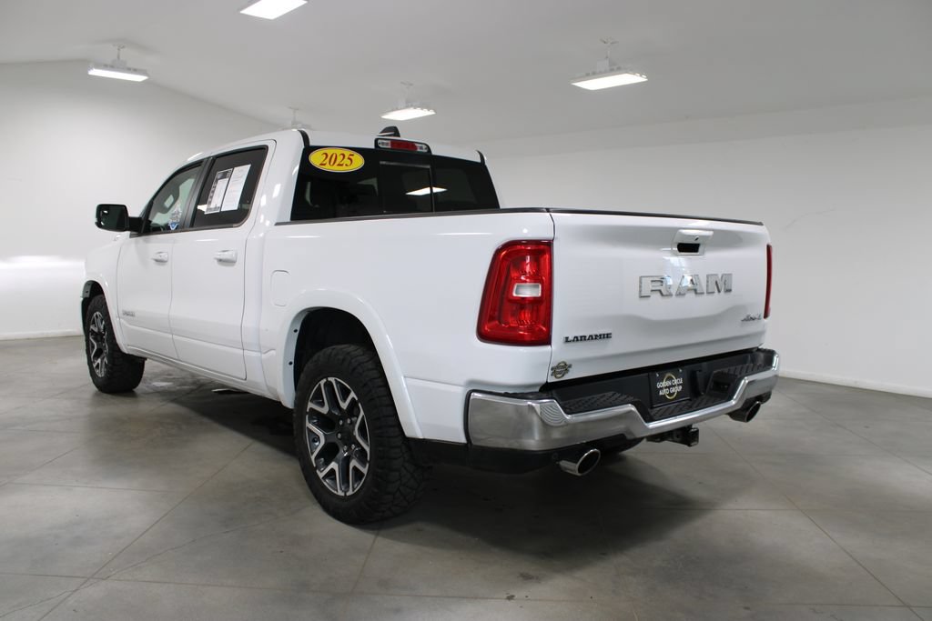 Used 2025 RAM 1500 Laramie AWD/4WD image 7