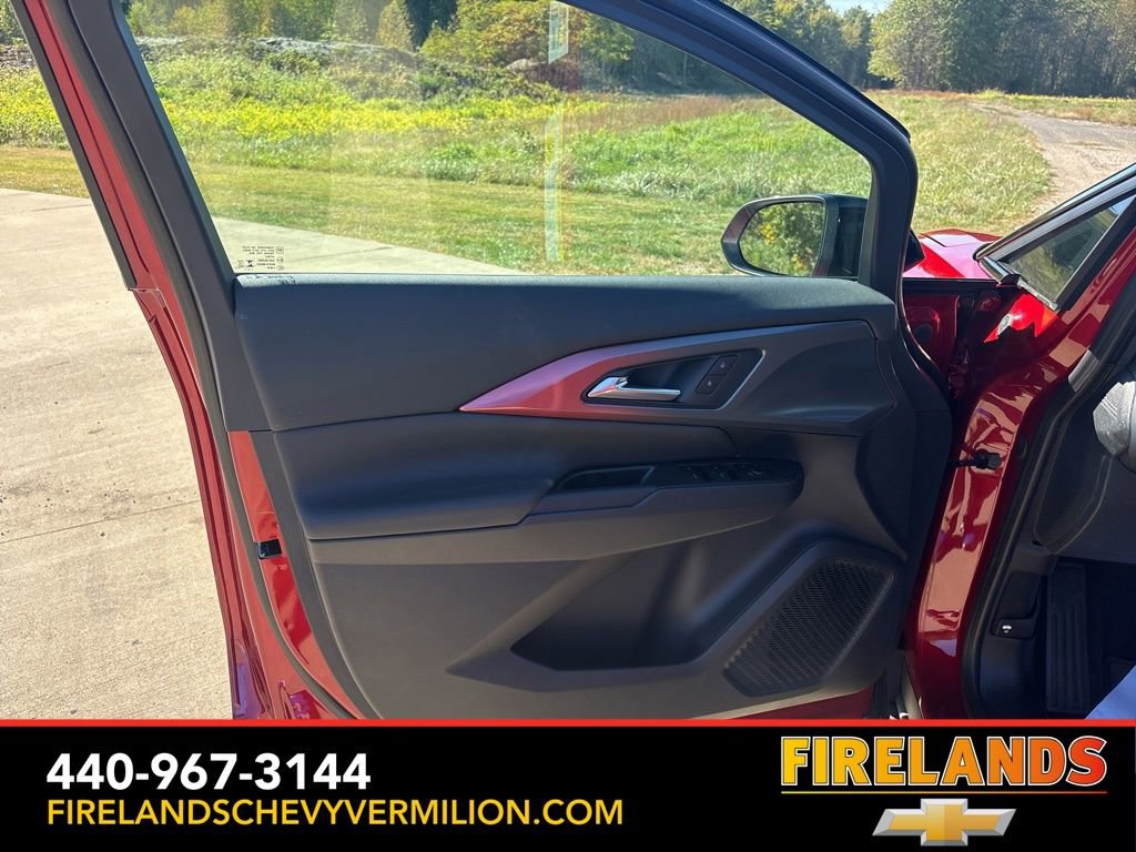 New 2026 Chevrolet Equinox EV RS image 13