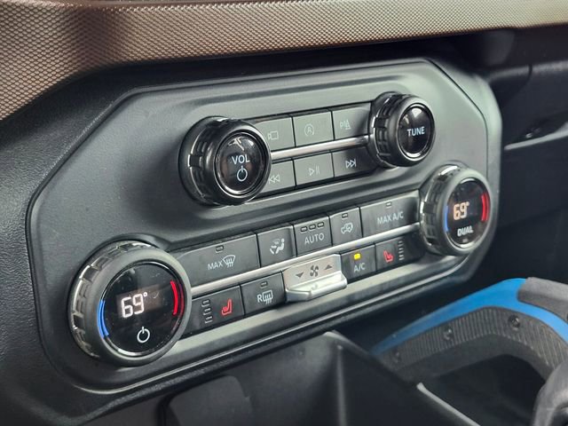 Certified 2023 Ford Bronco Outer Banks w/ Sasquatch Package image 21