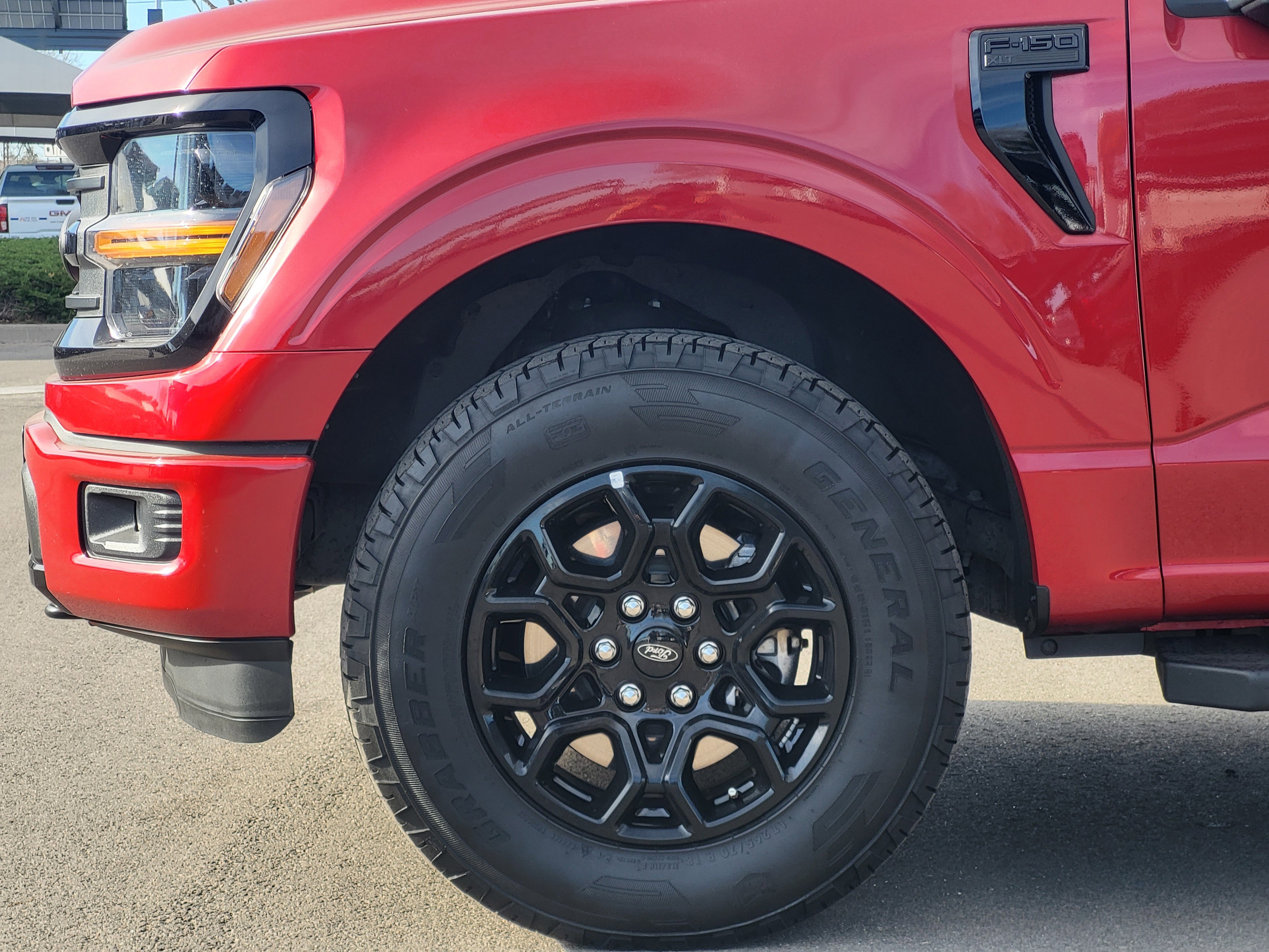 Used 2024 Ford F150 XLT w/ FX4 Off-Road Package image 9