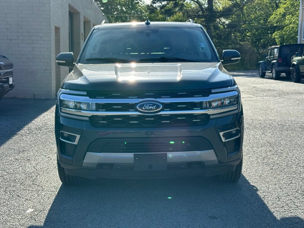 Used 2023 Ford Expedition Limited AWD/4WD image 12