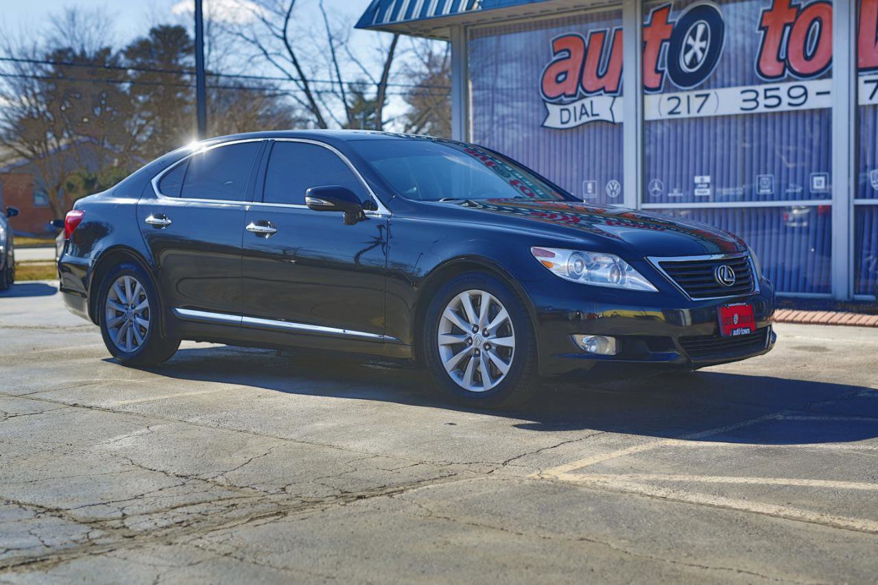 Used 2010 Lexus LS 460 AWD image 3