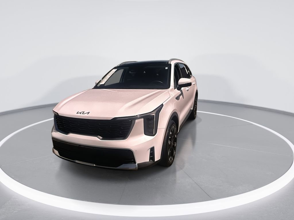 Used 2025 Kia Sorento EX w/ Panoramic Sunroof Package FWD image 4