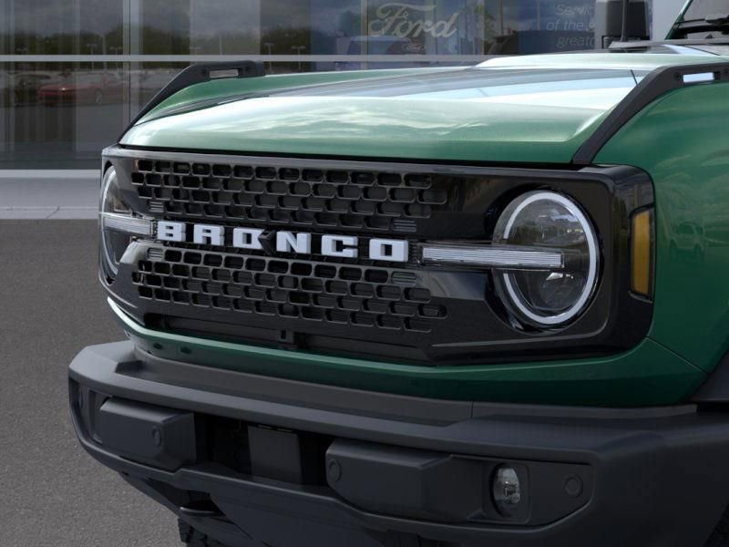 New 2025 Ford Bronco Outer Banks AWD/4WD image 19