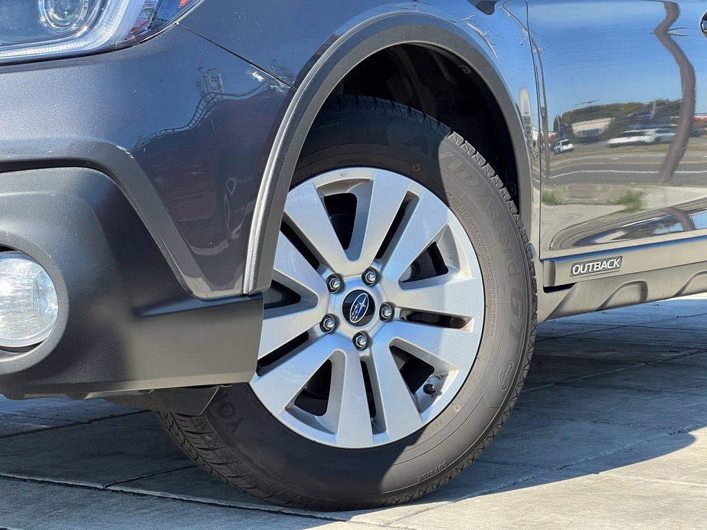 Used 2019 Subaru Outback 2.5i Premium w/ Protection Package #1 AWD/4WD image 2
