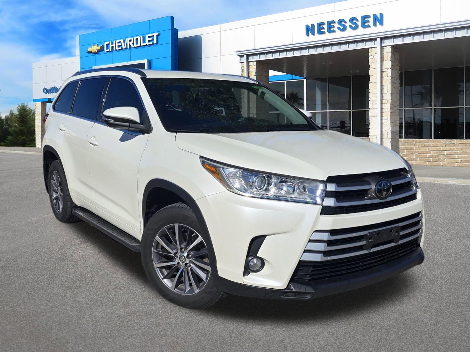 Used 2018 Toyota Highlander XLE