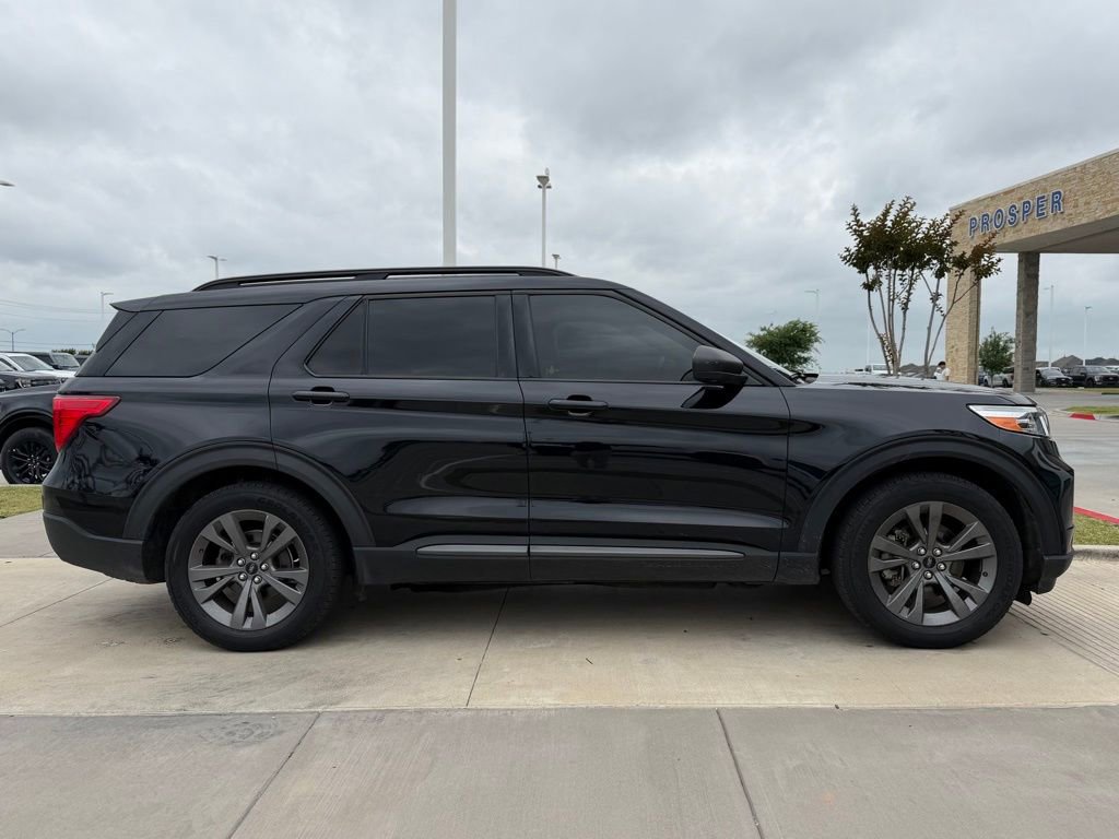 Used 2021 Ford Explorer XLT w/ Equipment Group 202A RWD image 20