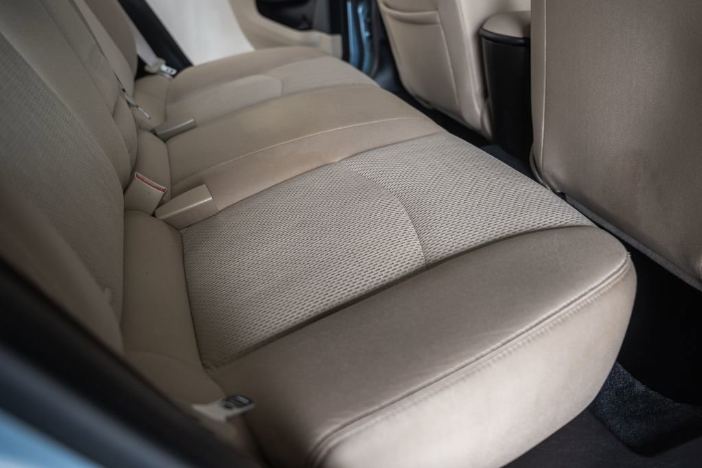Used 2014 Chrysler 200 LX image 25