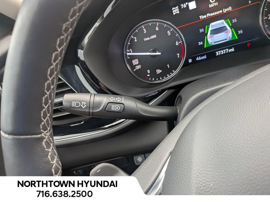 Used 2021 Buick Envision Avenir AWD/4WD image 29