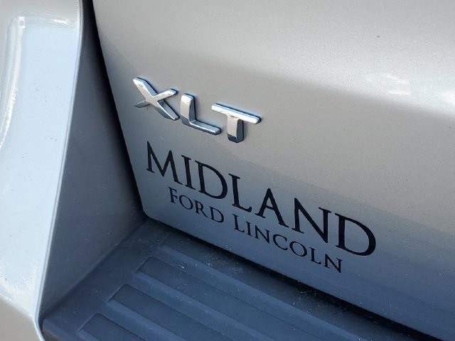 Used 2024 Ford Expedition XLT AWD/4WD image 6