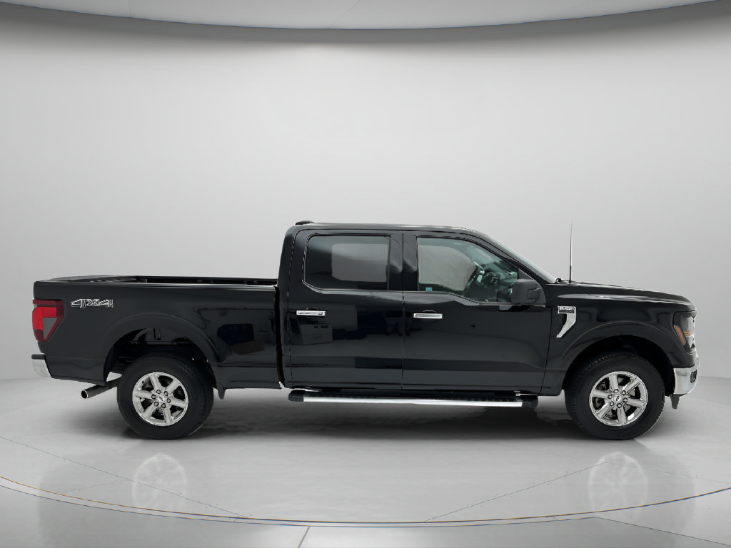 Used 2024 Ford F150 XLT w/ Tow/Haul Package AWD/4WD image 4