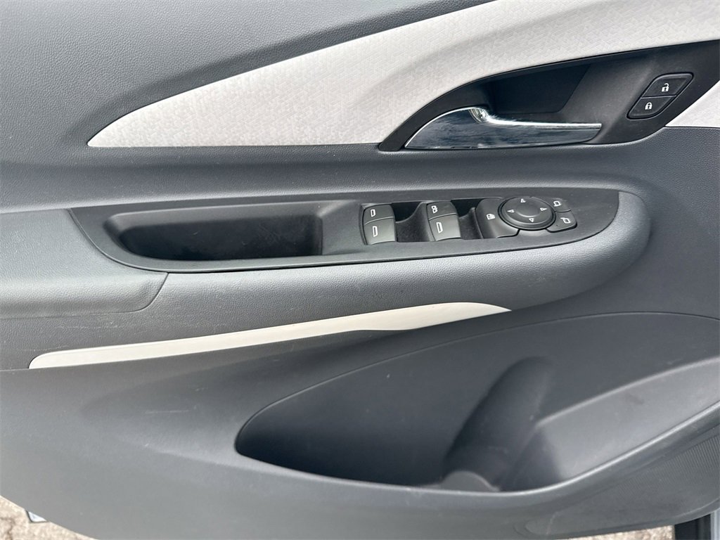 Used 2017 Chevrolet Bolt LT image 15