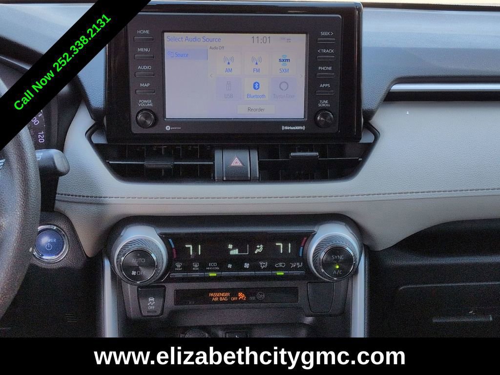 Used 2022 Toyota RAV4 XLE w/ Convenience Package image 20