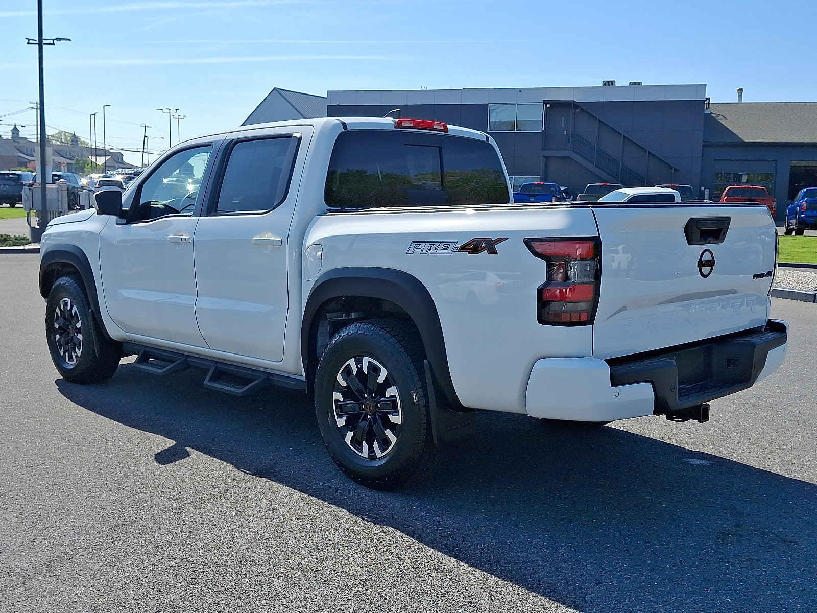 Certified 2024 Nissan Frontier PRO-4X w/ Pro Convenience Package AWD/4WD image 5