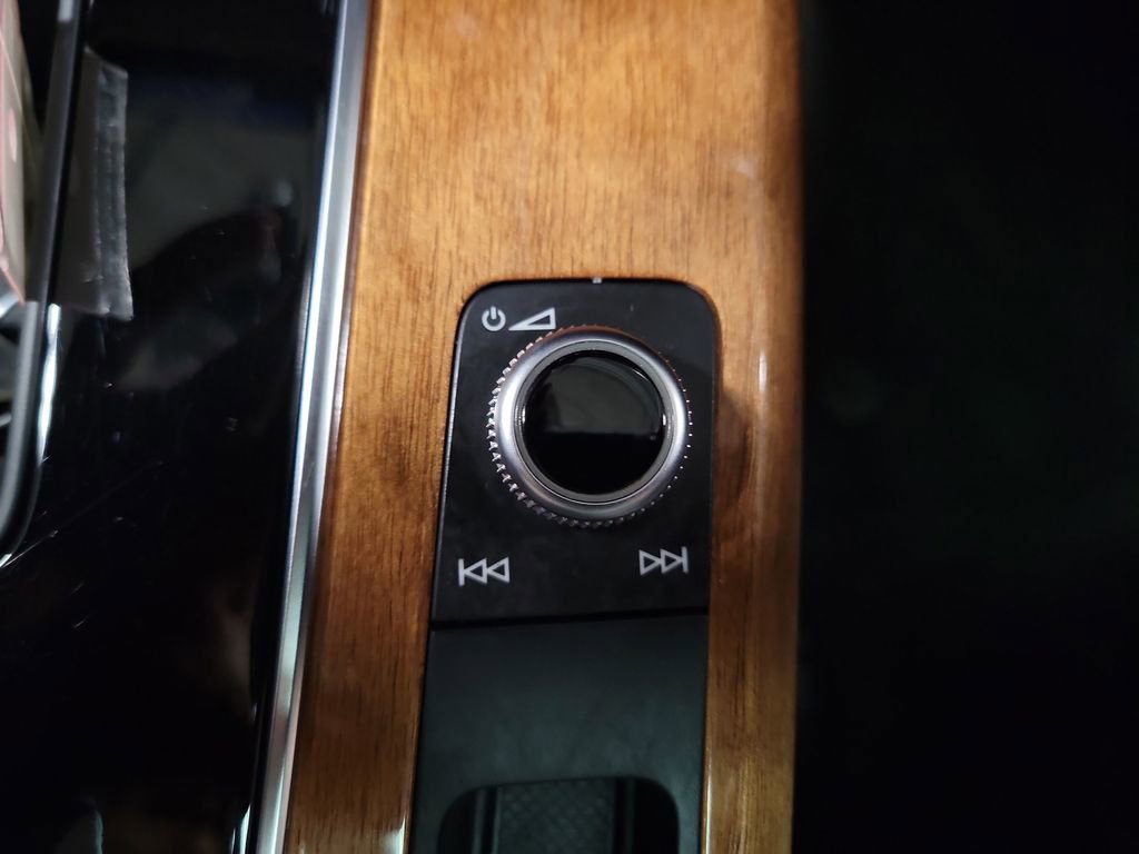 Used 2021 Audi Q5 2.0T Premium w/ Convenience Package image 17