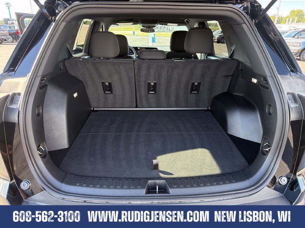 Used 2026 Chevrolet Equinox LT AWD/4WD image 22