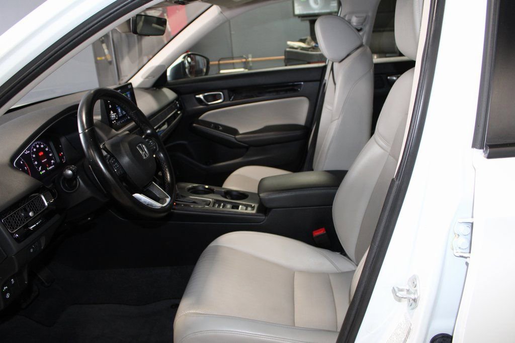 Used 2022 Honda Civic Touring image 13