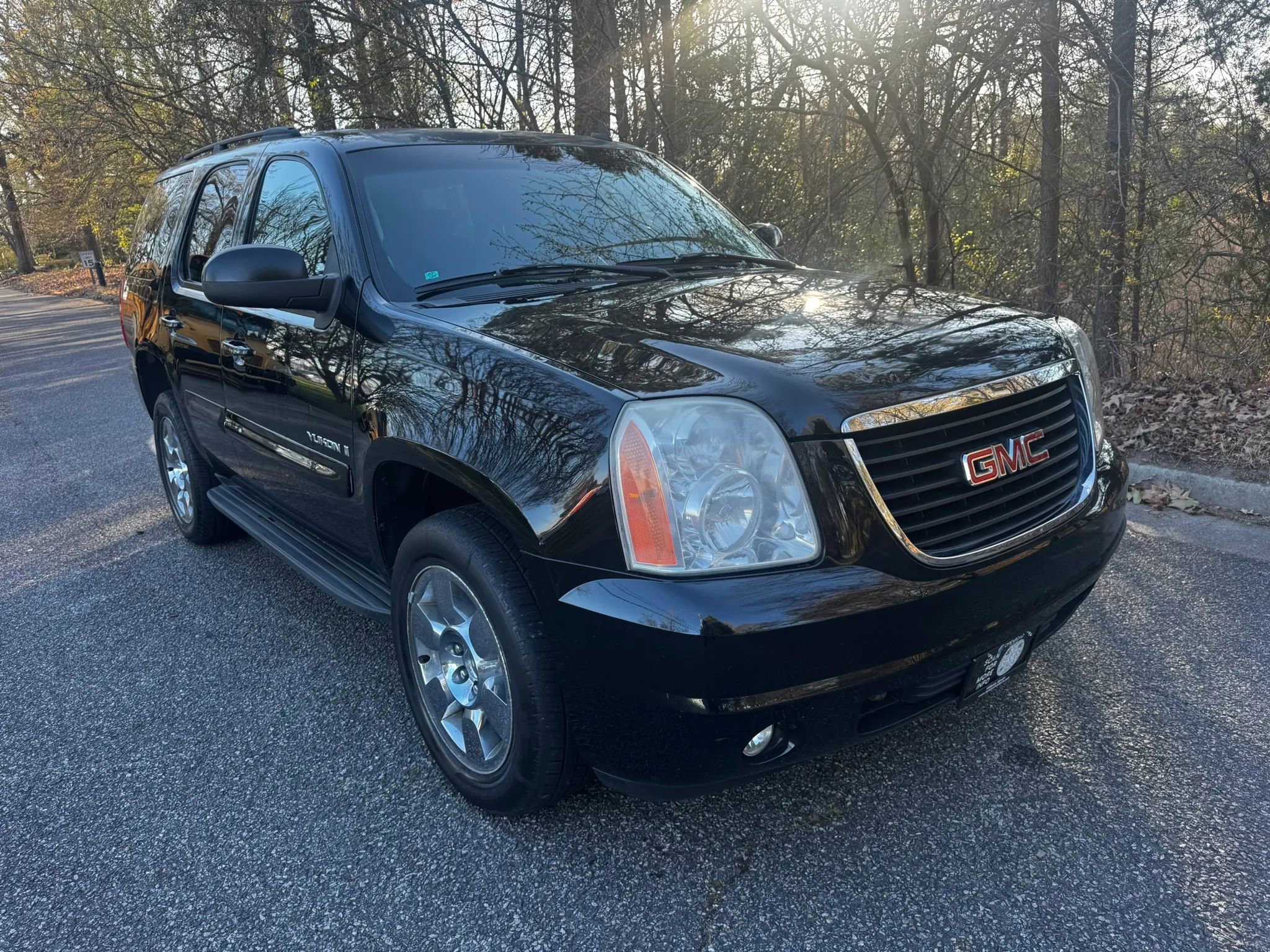 Used 2008 GMC Yukon SLE w/ Convenience Package image 5