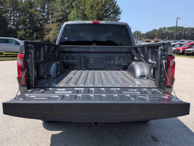 New 2026 Ford F150 XLT w/ XLT Black Appearance Package AWD/4WD image 13
