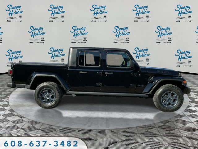 Used 2023 Jeep Gladiator Sport AWD/4WD image 4