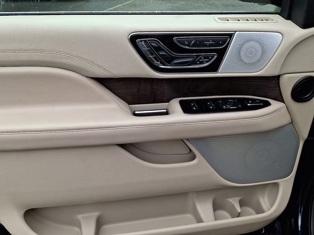 Used 2021 Lincoln Navigator Reserve w/ Luxury Package AWD/4WD image 14