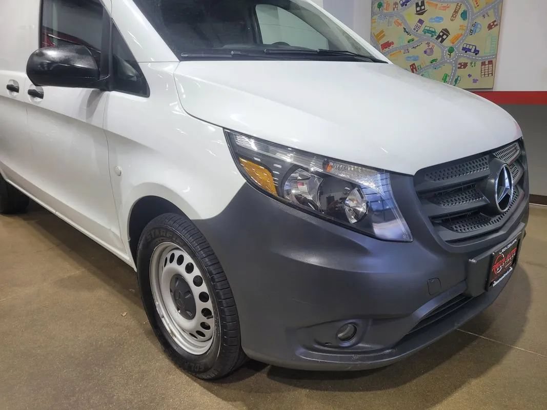 Used 2022 Mercedes-Benz Metris image 35