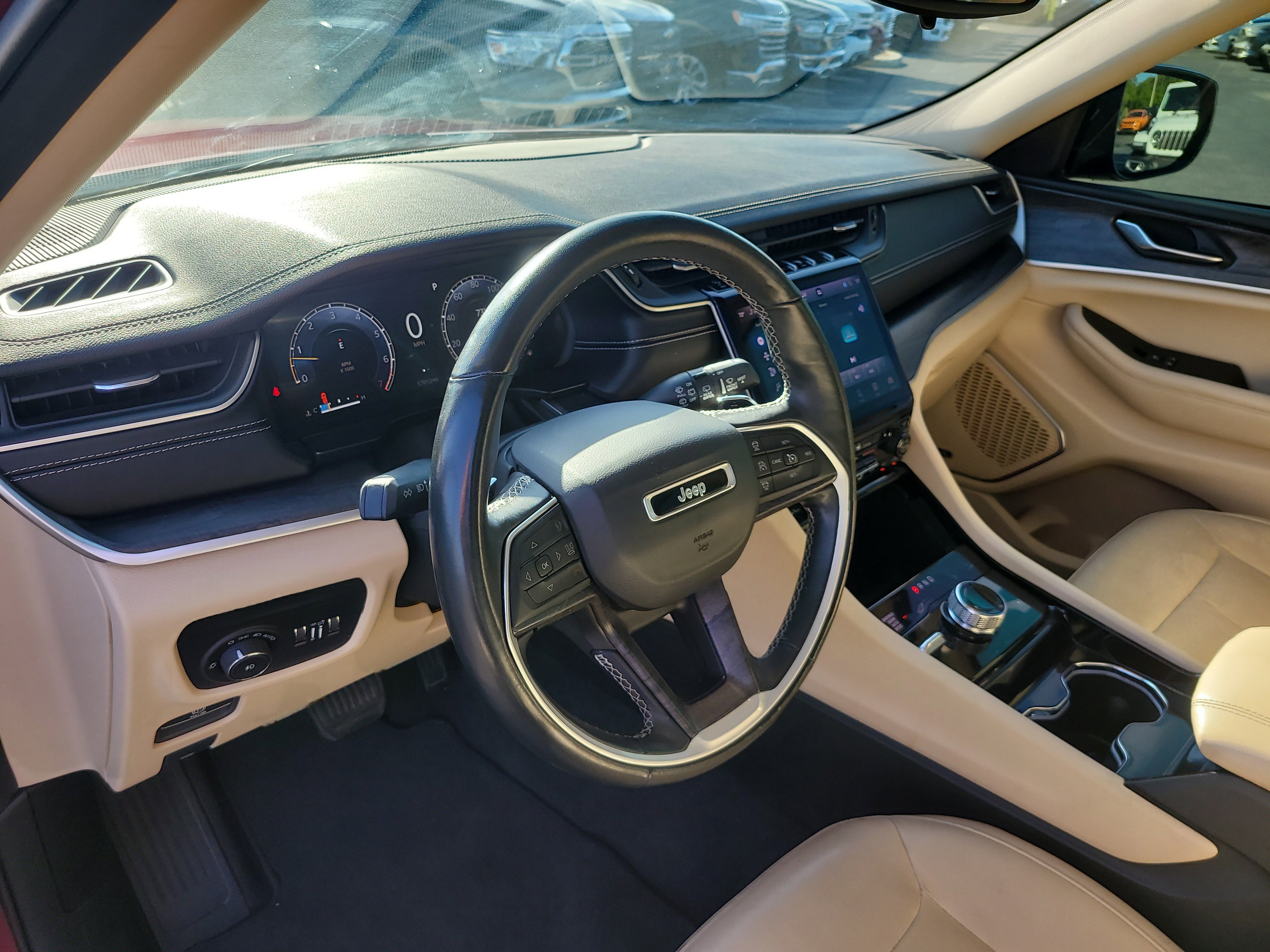 Used 2021 Jeep Grand Cherokee L Limited image 21