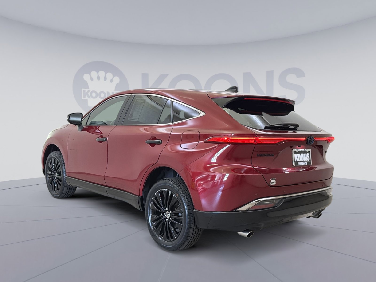 Used 2023 Toyota Venza Nightshade AWD/4WD image 8