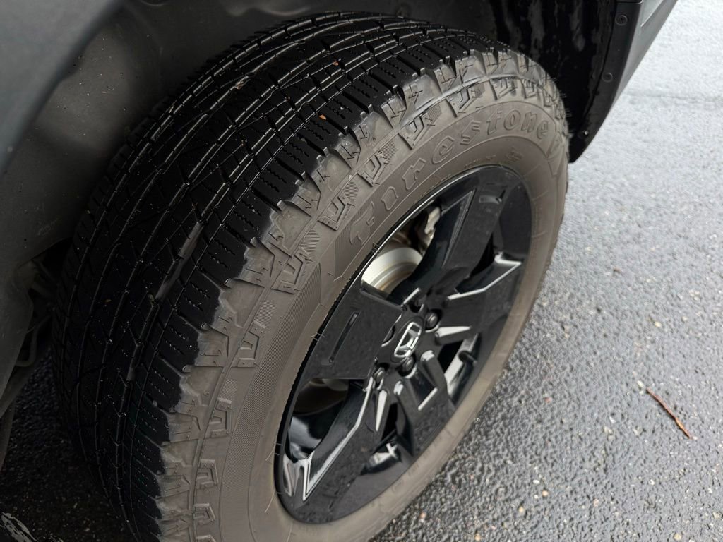Certified 2025 Honda Ridgeline Black Edition image 7