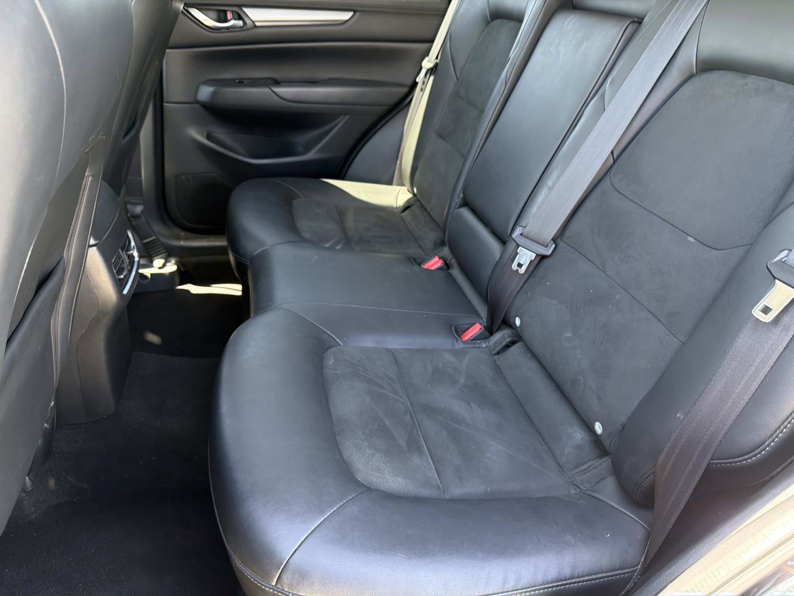 Used 2021 MAZDA CX-5 Touring image 22
