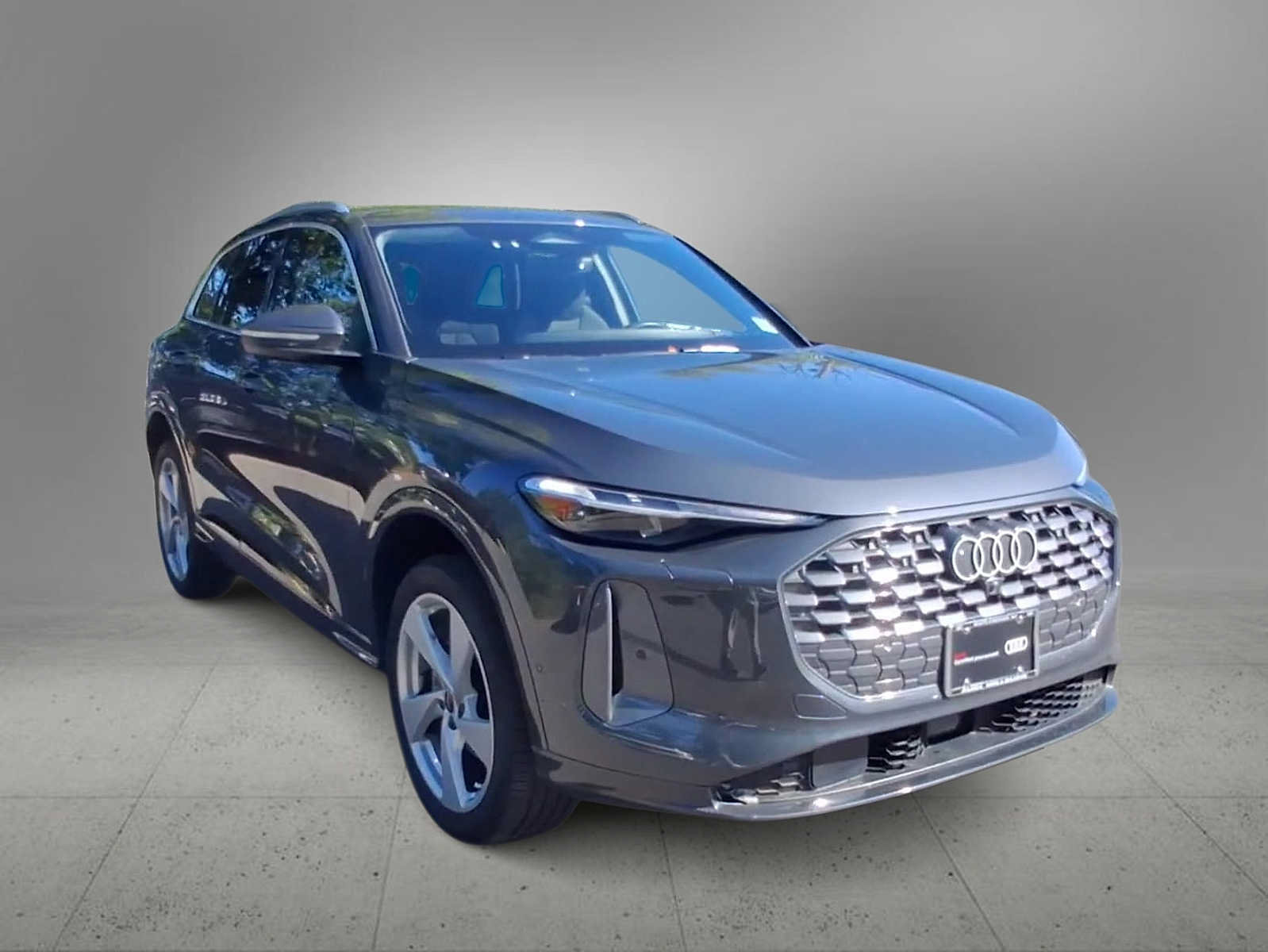 Certified 2025 Audi Q5 Premium w/ Premium Plus AWD/4WD image 2